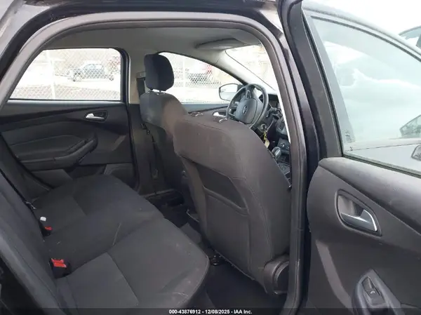 1FADP3K23JL287403 2018 FORD FOCUS - Image 8