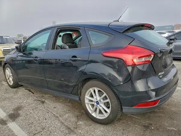 1FADP3K23JL295324 2018 FORD FOCUS - Image 2
