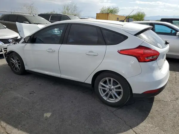 1FADP3K23JL304104 2018 FORD FOCUS - Image 2