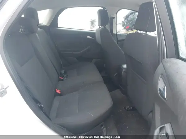 1FADP3K23JL305494 2018 FORD FOCUS - Image 8