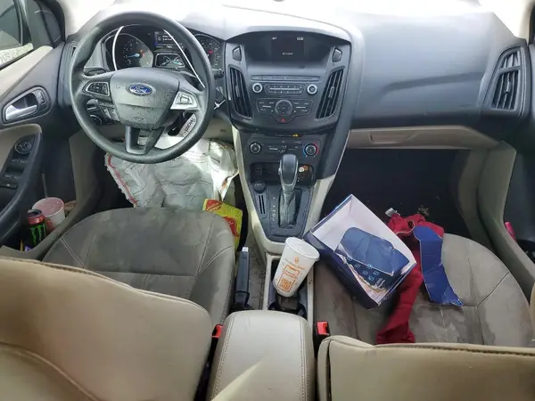 1FADP3K23JL319573 2018 FORD FOCUS - Image 8