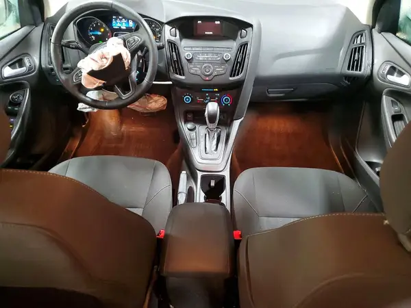 1FADP3K23JL320187 2018 FORD FOCUS - Image 8