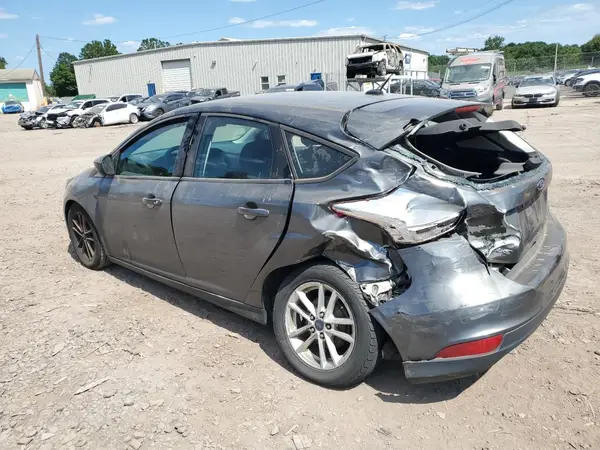 1FADP3K23JL326328 2018 FORD FOCUS - Image 2