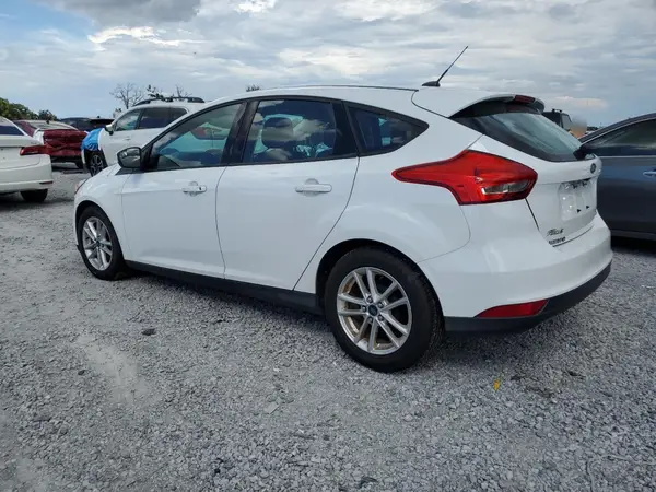 1FADP3K23JL329391 2018 FORD FOCUS - Image 2