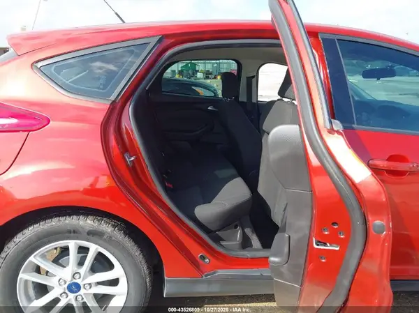 1FADP3K23JL330640 2018 FORD FOCUS - Image 8