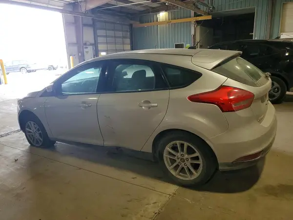 1FADP3K24GL205137 2016 FORD FOCUS - Image 2