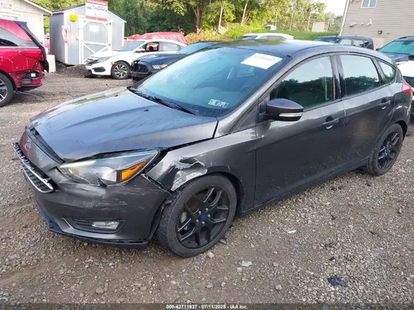1FADP3K24GL224576 2016 FORD FOCUS - Image 2