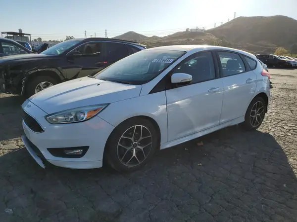1FADP3K24GL254208 2016 FORD FOCUS - Image 1