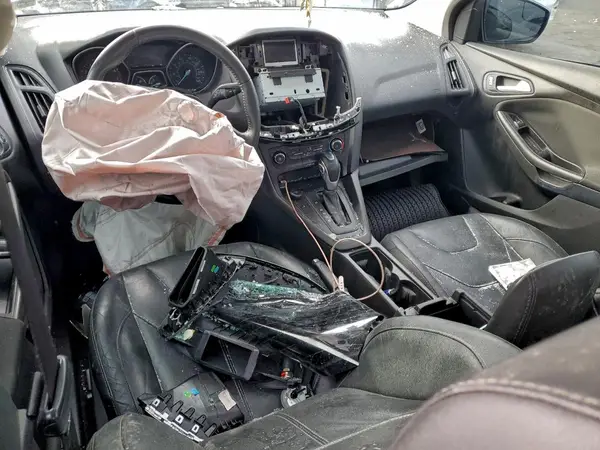 1FADP3K24GL256654 2016 FORD FOCUS - Image 8