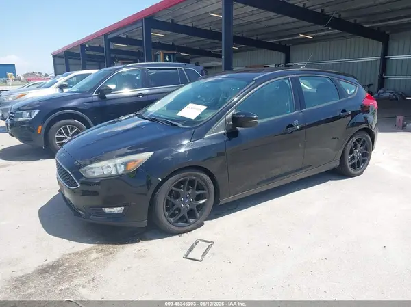 1FADP3K24GL275432 2016 FORD FOCUS - Image 2