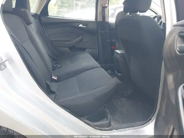 1FADP3K24GL277049 2016 FORD FOCUS - Image 8