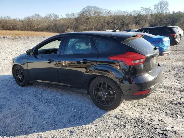 1FADP3K24GL277567 2016 FORD FOCUS - Image 2