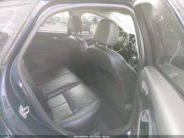 1FADP3K24GL318800 2016 FORD FOCUS - Image 8