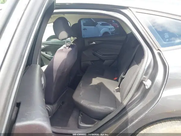 1FADP3K24GL319445 2016 FORD FOCUS - Image 8