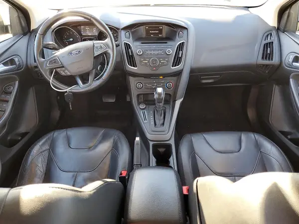 1FADP3K24GL321566 2016 FORD FOCUS - Image 8