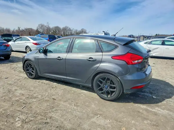 1FADP3K24GL329764 2016 FORD FOCUS - Image 2
