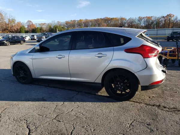 1FADP3K24GL336875 2016 FORD FOCUS - Image 2