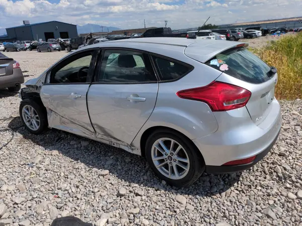 1FADP3K24GL341378 2016 FORD FOCUS - Image 2