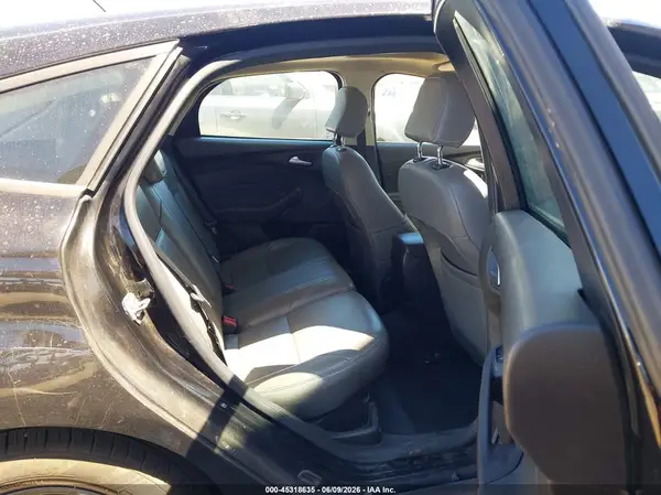 1FADP3K24GL345494 2016 FORD FOCUS - Image 8