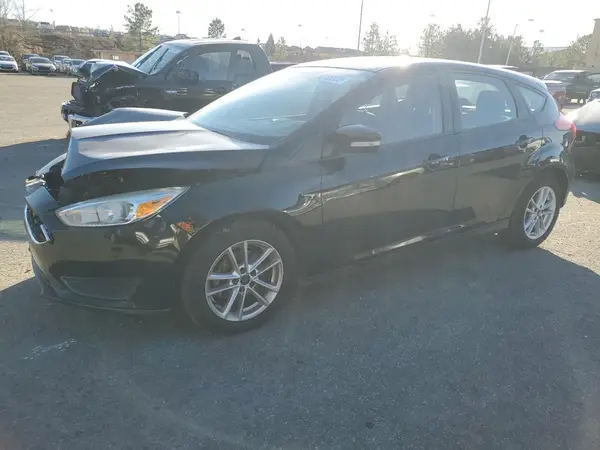 1FADP3K24GL348654 2016 FORD FOCUS - Image 1