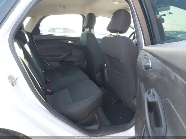 1FADP3K24GL360092 2016 FORD FOCUS - Image 8