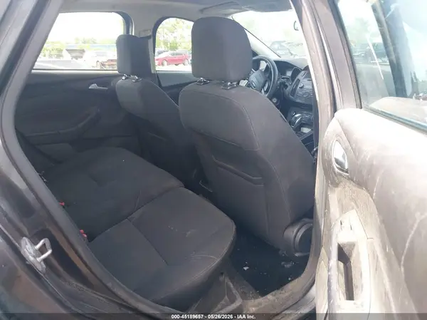 1FADP3K24GL364000 2016 FORD FOCUS - Image 8