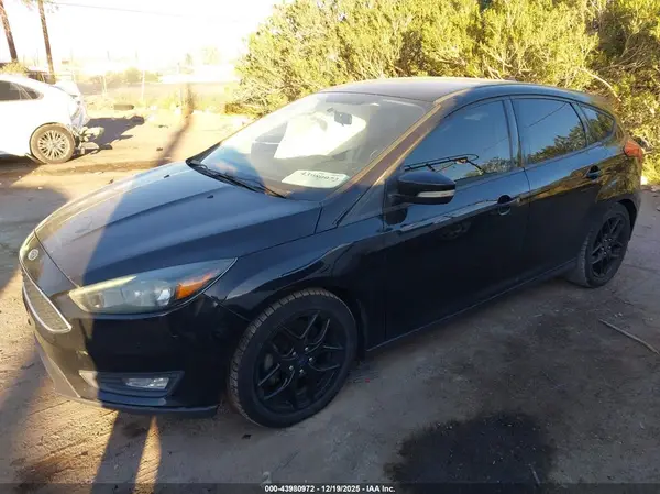 1FADP3K24GL375644 2016 FORD FOCUS - Image 2