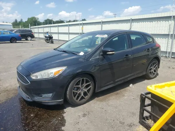 1FADP3K24GL376244 2016 FORD FOCUS - Image 1