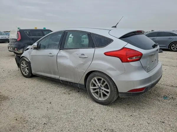 1FADP3K24GL379175 2016 FORD FOCUS - Image 2