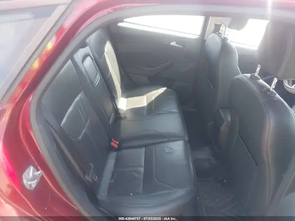 1FADP3K24GL390760 2016 FORD FOCUS - Image 8