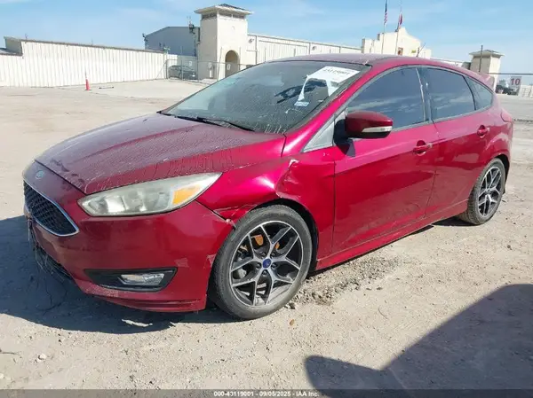 1FADP3K24GL391214 2016 FORD FOCUS - Image 2