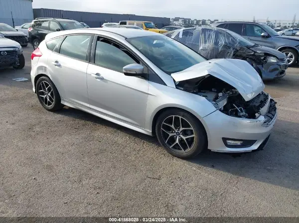 1FADP3K24GL391925 2016 FORD FOCUS - Image 1