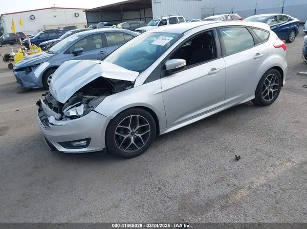 1FADP3K24GL391925 2016 FORD FOCUS - Image 2