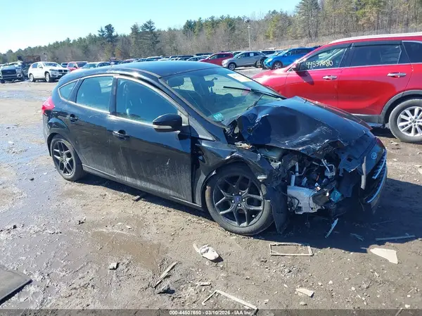 1FADP3K24GL392802 2016 FORD FOCUS - Image 1