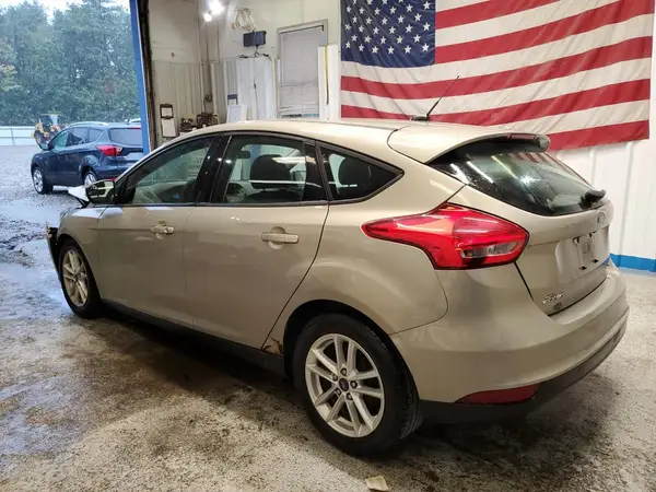 1FADP3K24GL400834 2016 FORD FOCUS - Image 2