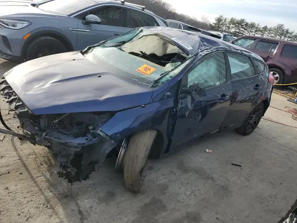 1FADP3K24GL401160 2016 FORD FOCUS - Image 1