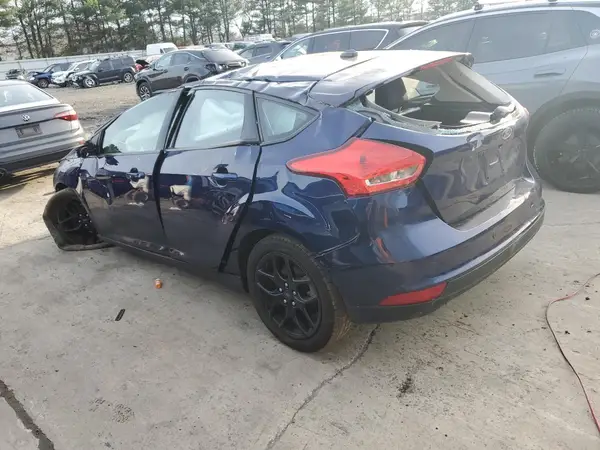 1FADP3K24GL401160 2016 FORD FOCUS - Image 2