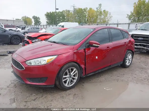 1FADP3K24HL200585 2017 FORD FOCUS - Image 2