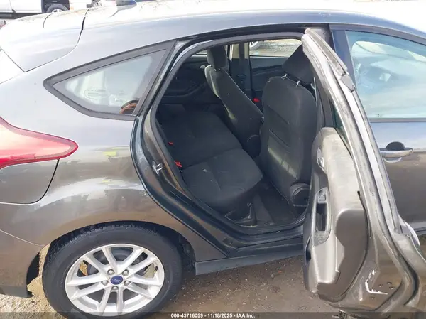 1FADP3K24HL206936 2017 FORD FOCUS - Image 8