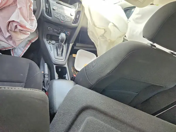 1FADP3K24HL216222 2017 FORD FOCUS - Image 8