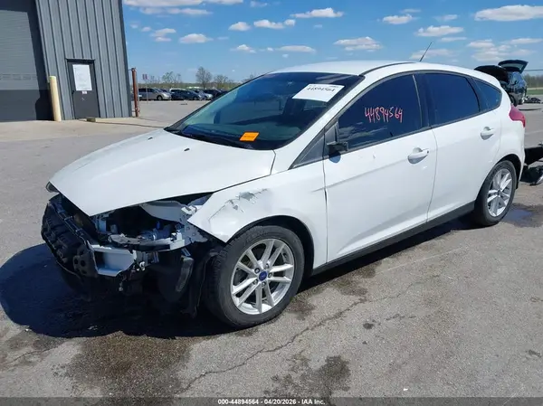 1FADP3K24HL217015 2017 FORD FOCUS - Image 2