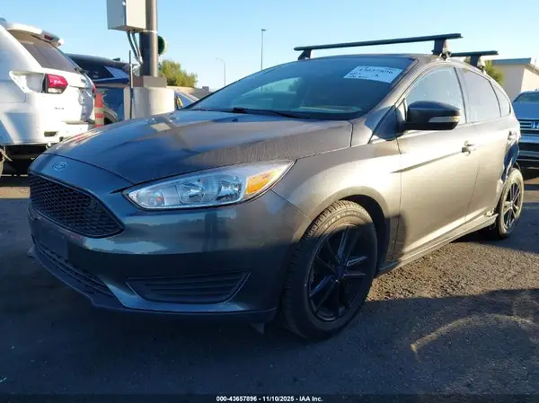 1FADP3K24HL218049 2017 FORD FOCUS - Image 2