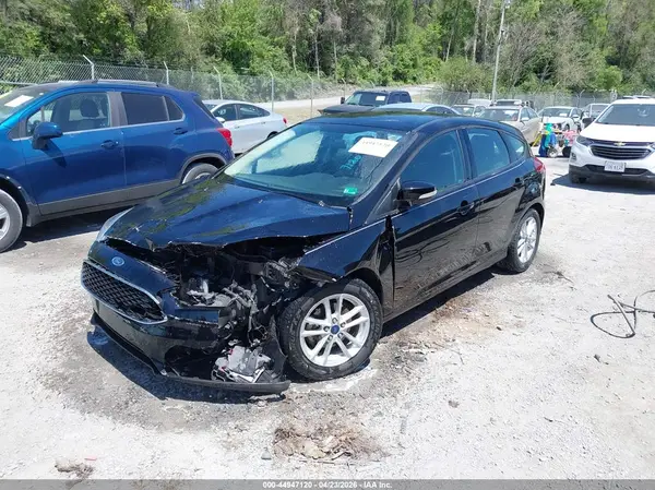 1FADP3K24HL218715 2017 FORD FOCUS - Image 2