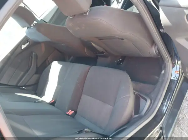 1FADP3K24HL218715 2017 FORD FOCUS - Image 8