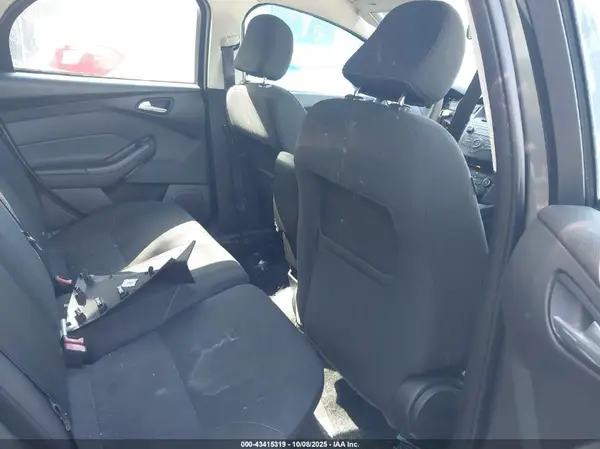 1FADP3K24HL225275 2017 FORD FOCUS - Image 8