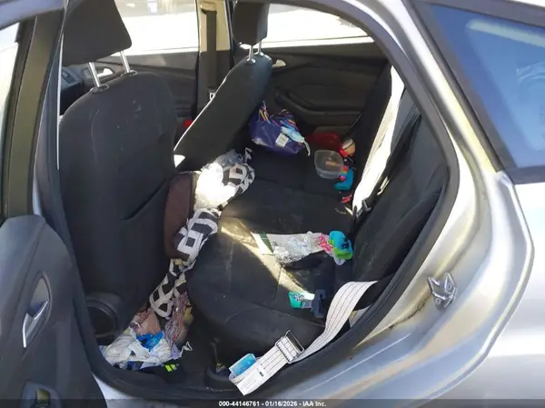 1FADP3K24HL231545 2017 FORD FOCUS - Image 8