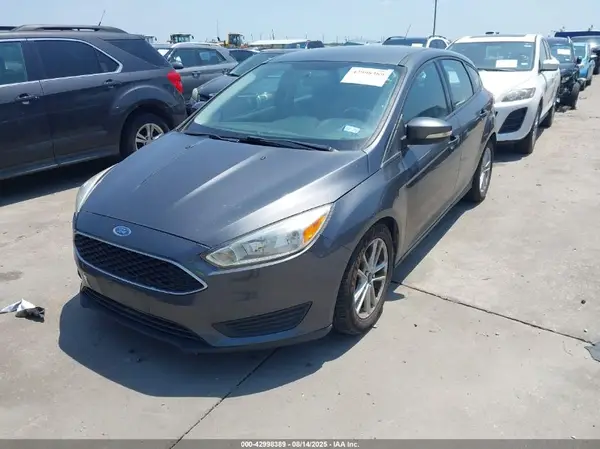 1FADP3K24HL232629 2017 FORD FOCUS - Image 2