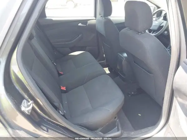 1FADP3K24HL232629 2017 FORD FOCUS - Image 8