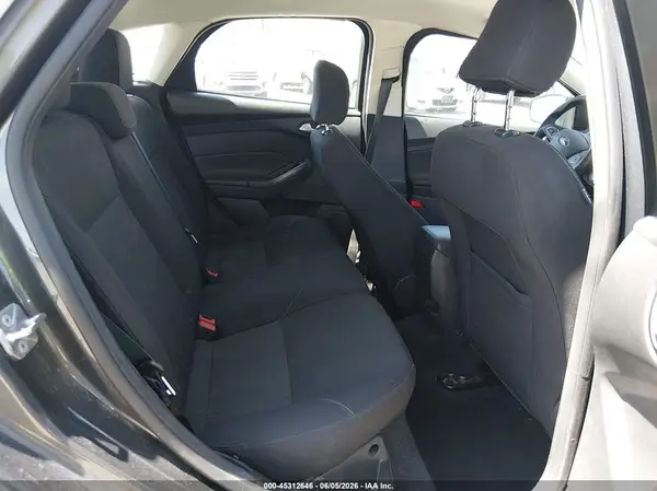 1FADP3K24HL239547 2017 FORD FOCUS - Image 8