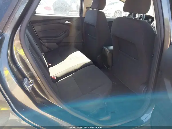 1FADP3K24HL275593 2017 FORD FOCUS - Image 8